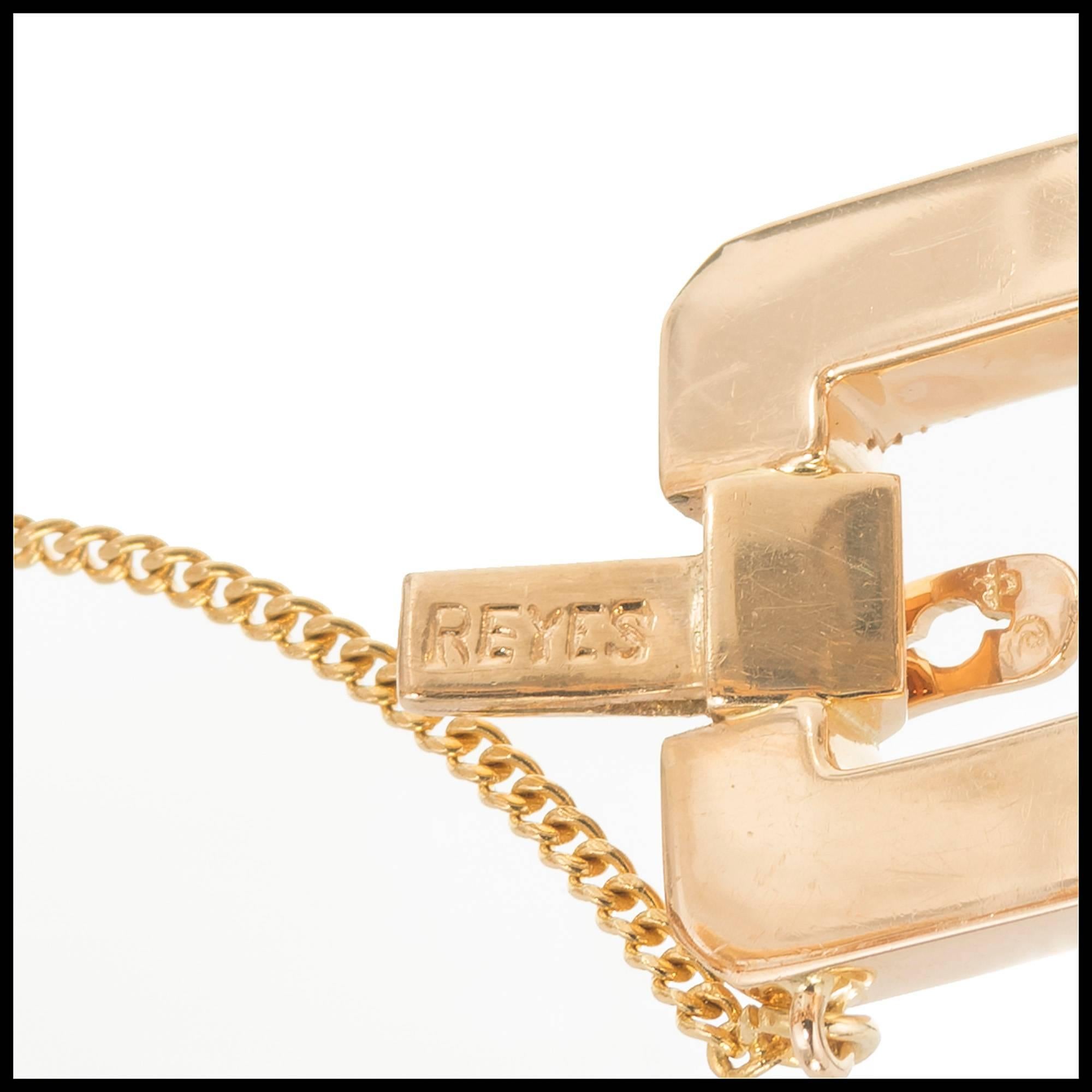 Retro 1940’s deep 18k rose gold hinged octagonal link bracelet with built in box catch, top side safety and safety chain.

18k rose gold
Length: 7.5 inches
Width at top: 19.1mm
Height at top: 3.94mm
Width at Bottom: 19.1mm
53.8 grams
Tested: