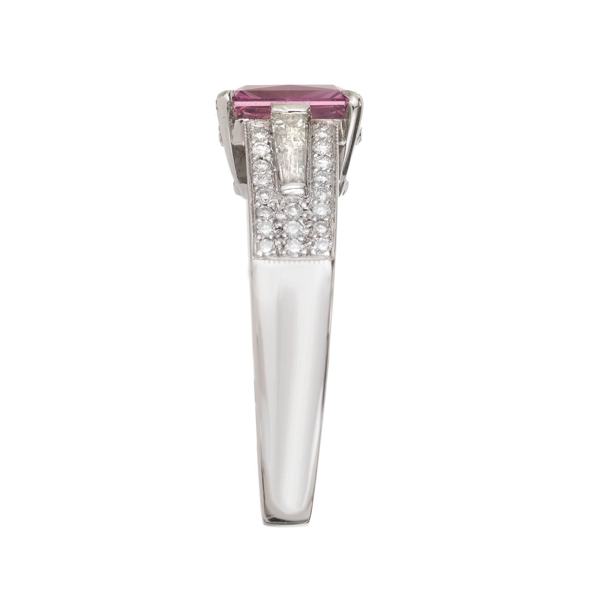 Peter Suchy 2.06 Carat Pink Sapphire Diamond Platinum Engagement Ring For Sale 2