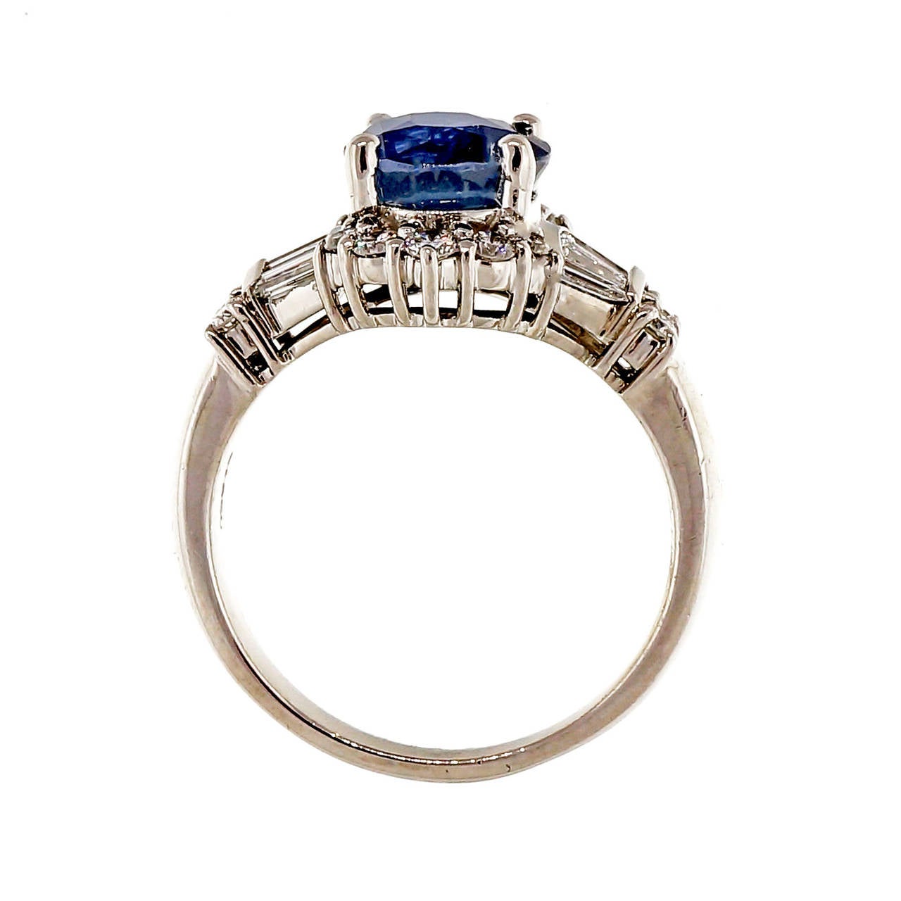 Women's Oval Cornflower Blue Sapphire Diamond Platinum Ring