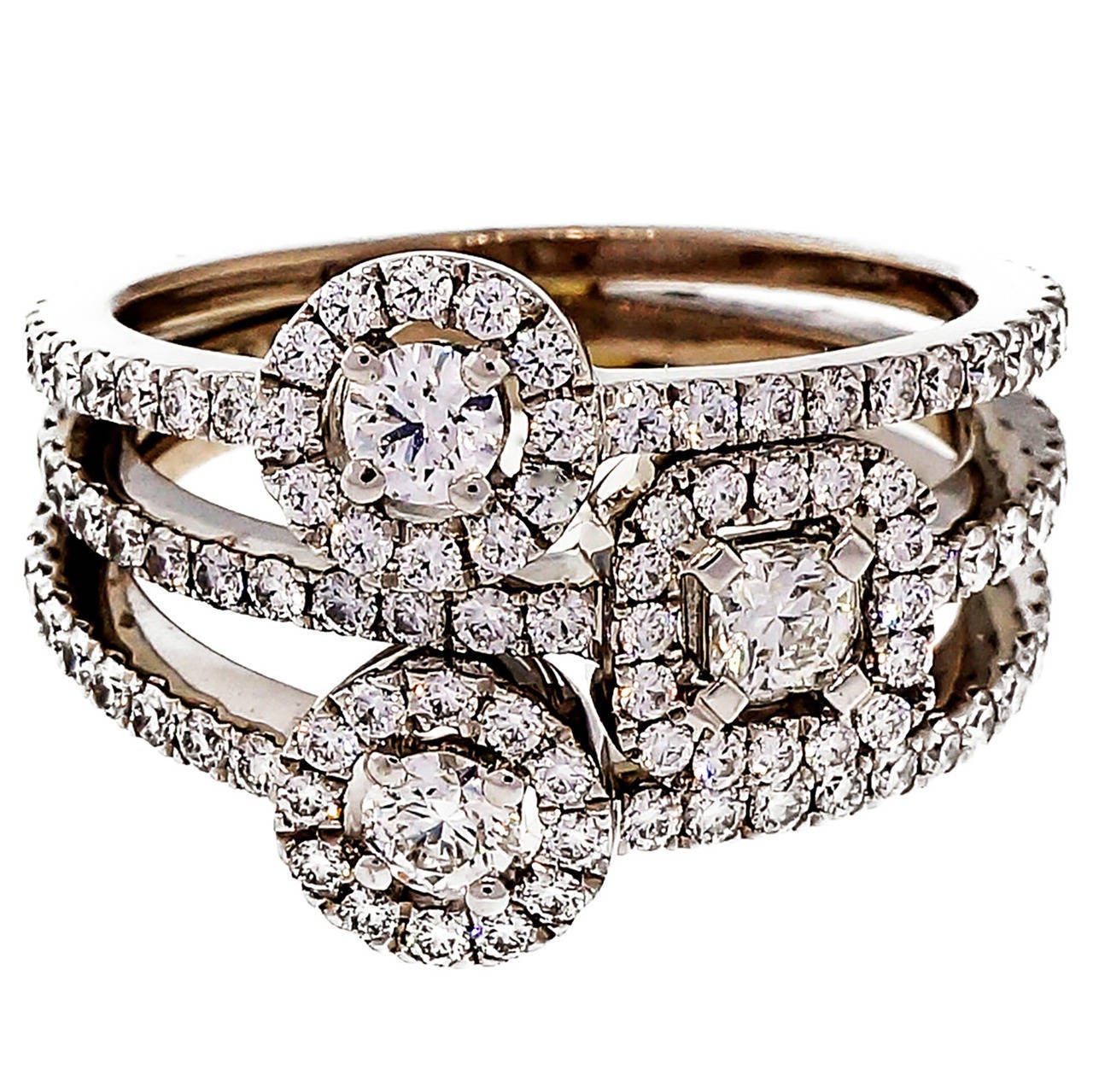 Hearts on Fire Repertoire Select Dream 3 Diamond White Gold Ring For