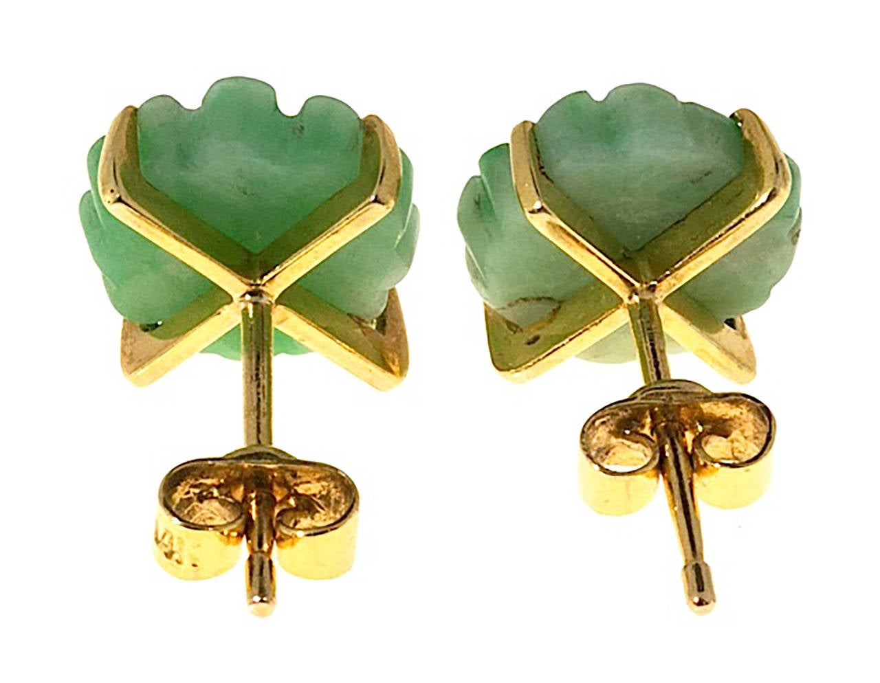 Round carved green and white flower earrings.

10.1 x 9.1 x 3.55mm. AGL certified natural Jadeite Jade carved flower earrings. AGL certificate #CS51262 A + B no heat and no enhancement Jadeite Jade
14k Yellow Gold
2.4 grams