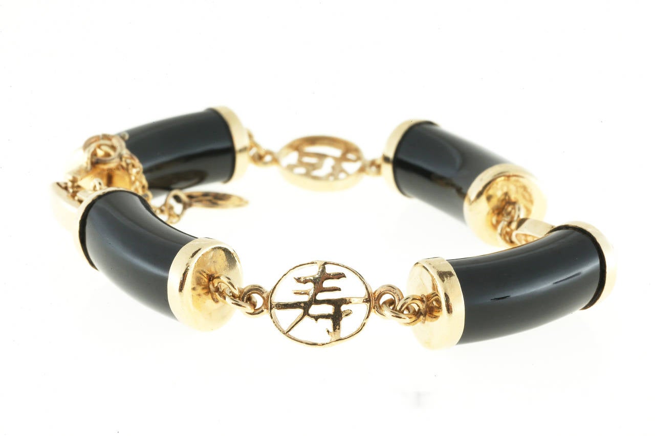 Bracelet en or jaune et jade néphrite noire naturelle en vente 1