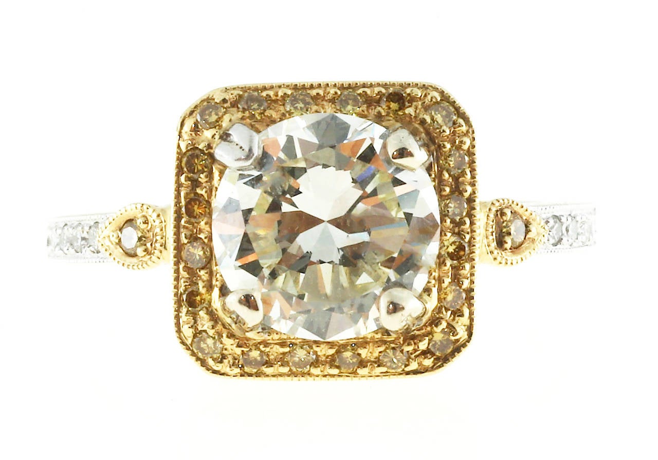 Yellow And White Diamond Pave Yellow & White Gold Ring In Good Condition In Stamford, CT
