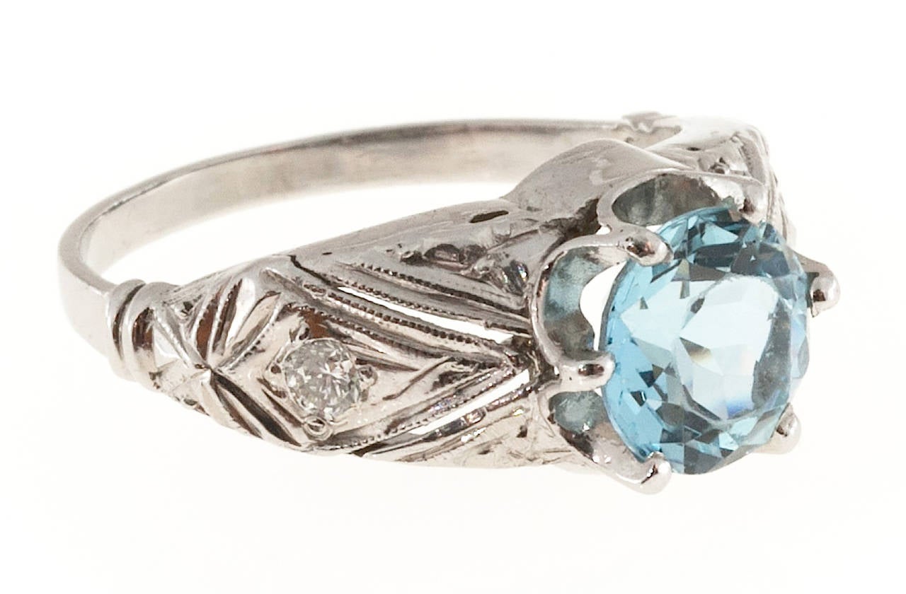 Aquamarine Diamond Engraved Filigree Gold Ring