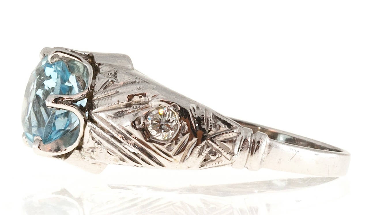 Women's Aquamarine Diamond Engraved Filigree Gold Ring