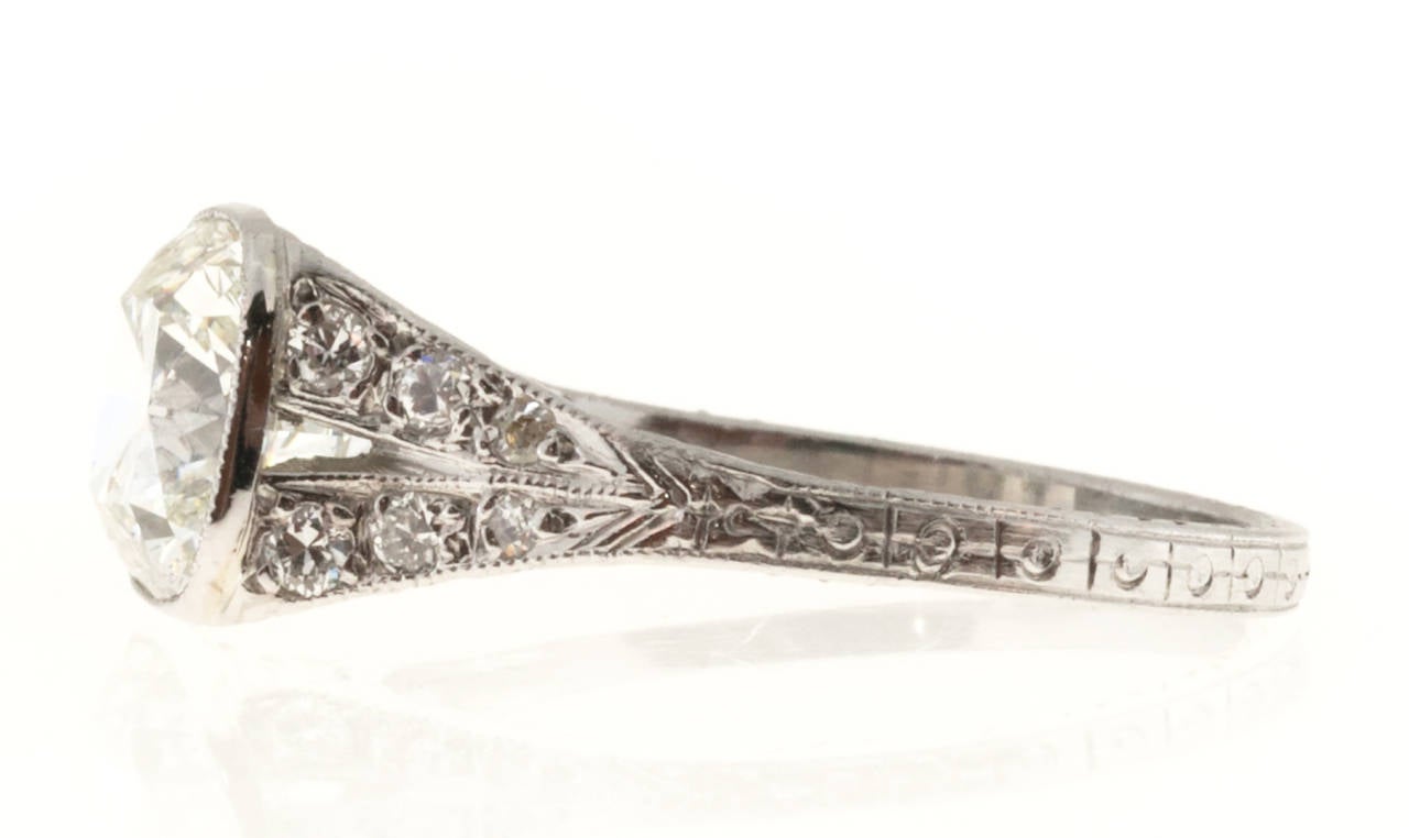 Women's 1920s Diamond Filigree Platinum Ring