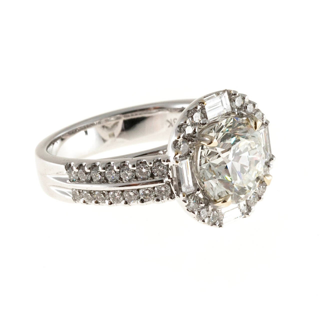 Peter Suchy Round and Baguette Diamond Halo Gold Ring