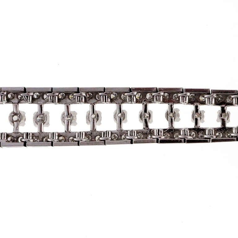 Hamiliton Damenuhr aus Platin und Diamant mit verdecktem Ziffernblatt aus dem Angebot von Tiffany 3