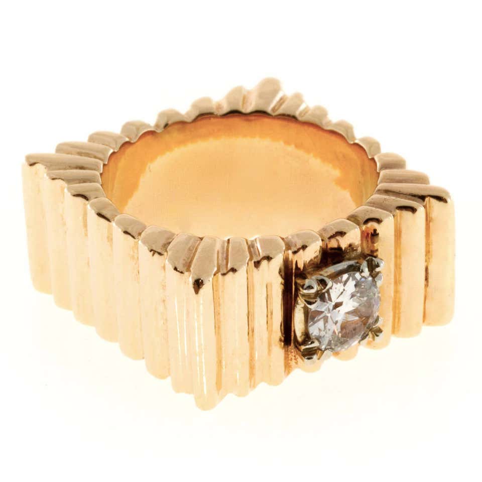Diamond Square Gold Ring For Sale at 1stdibs