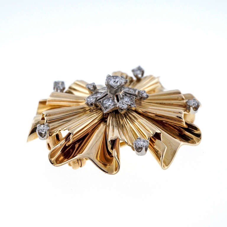 Tiffany & Co .70 Carat Diamond Gold Folded Ribbon Brooch Pendant In Good Condition In Stamford, CT