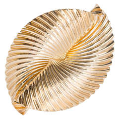Tiffany & Co. Swirl Ribbon gold Pin 10