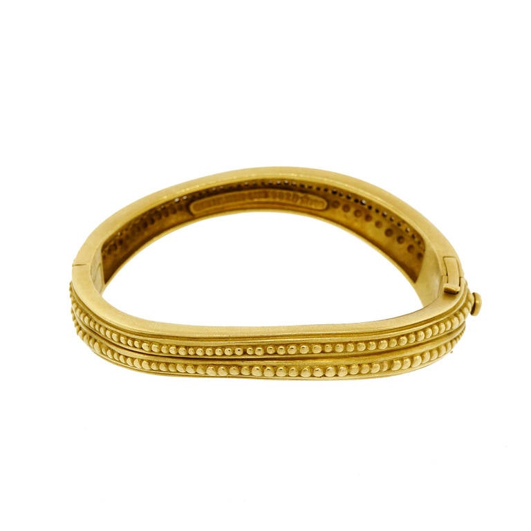 Kieselstein-Cord Caviar Yellow Gold Diamond Bangle Bracelet In Good Condition In Stamford, CT