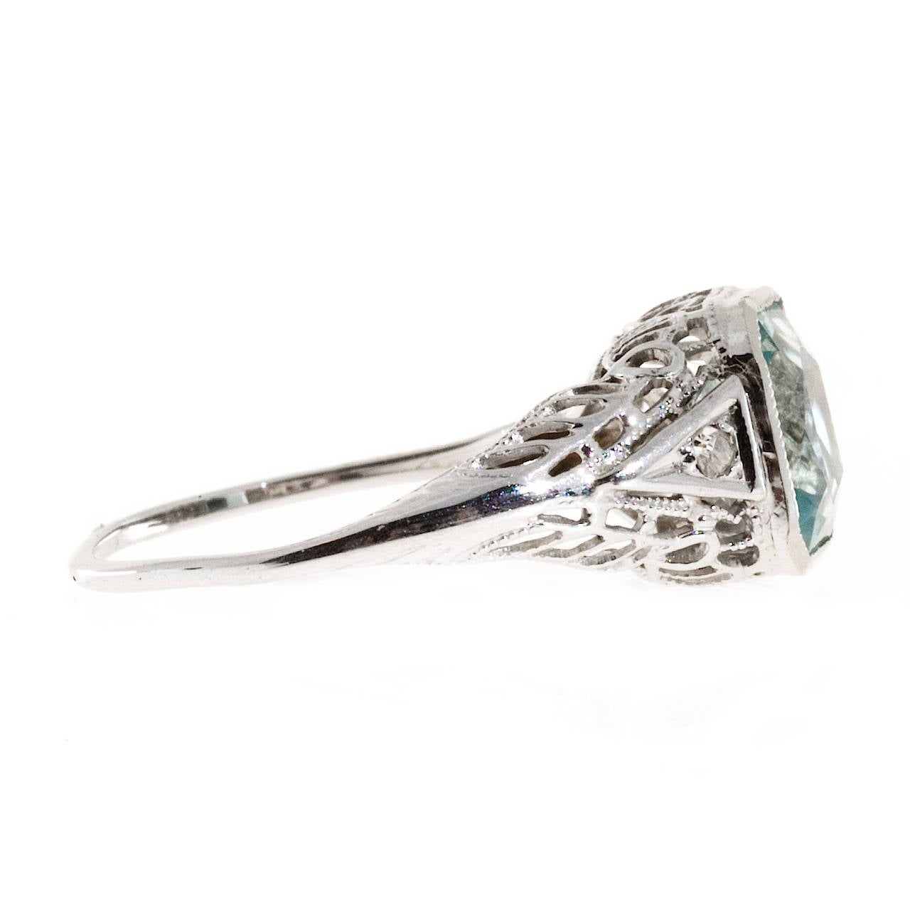 Aquamarine Diamond Gold Filigree Ring For Sale at 1stdibs