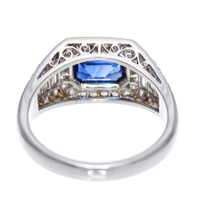 GIA Certified 1.16 Cart Art Deco Sapphire Diamond Platinum Engagement Ring In Good Condition For Sale In Stamford, CT