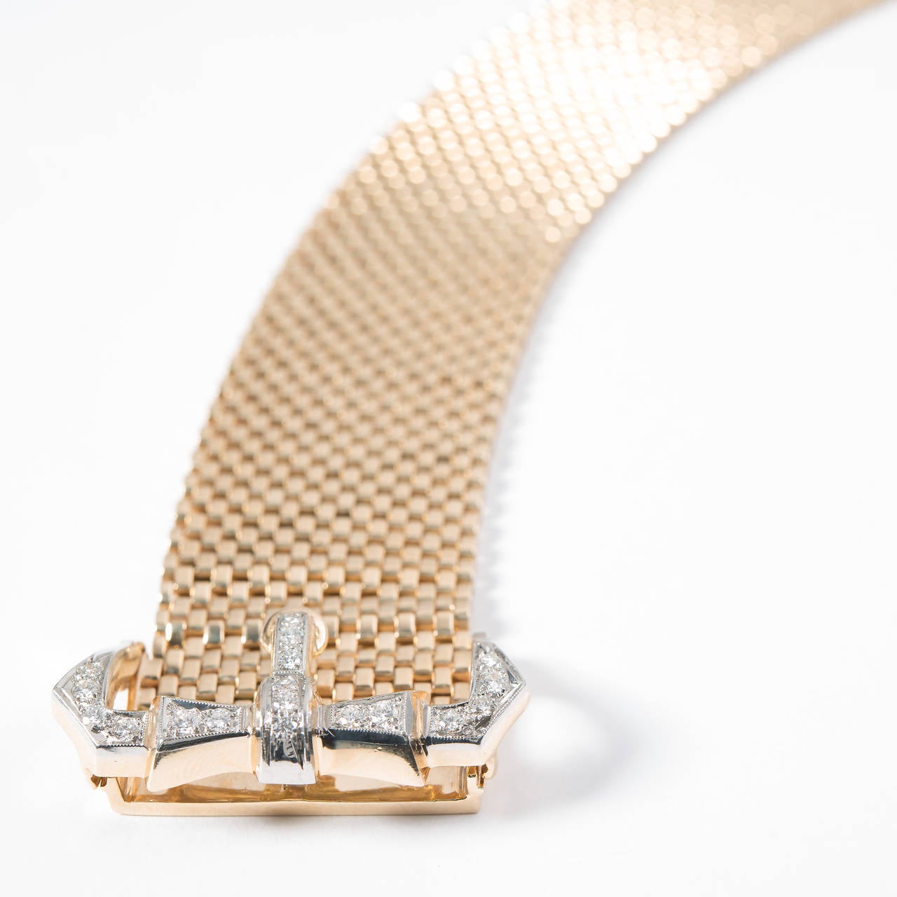 Round Cut .80 Carat Diamond Gold Mesh Art Deco Buckle Bracelet