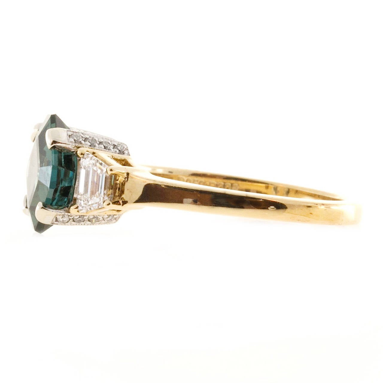 Natural Blue Green Sapphire Diamond Gold Ring In Good Condition In Stamford, CT