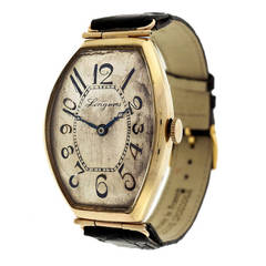 Longines übergroße Gelbgold Tonneau-Armbanduhr um 1925