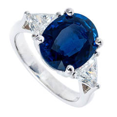 Oval Sapphire Diamond Platinum Engagement Ring