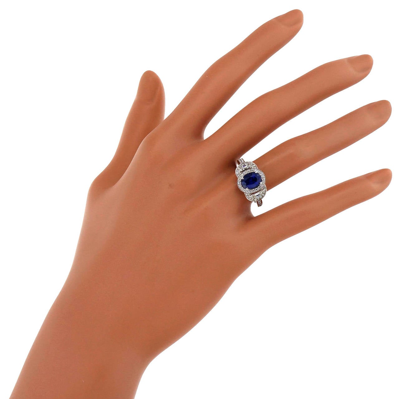 Peter Suchy 1.89 Carat Sapphire Diamond Halo Platinum Engagement Ring For Sale 2