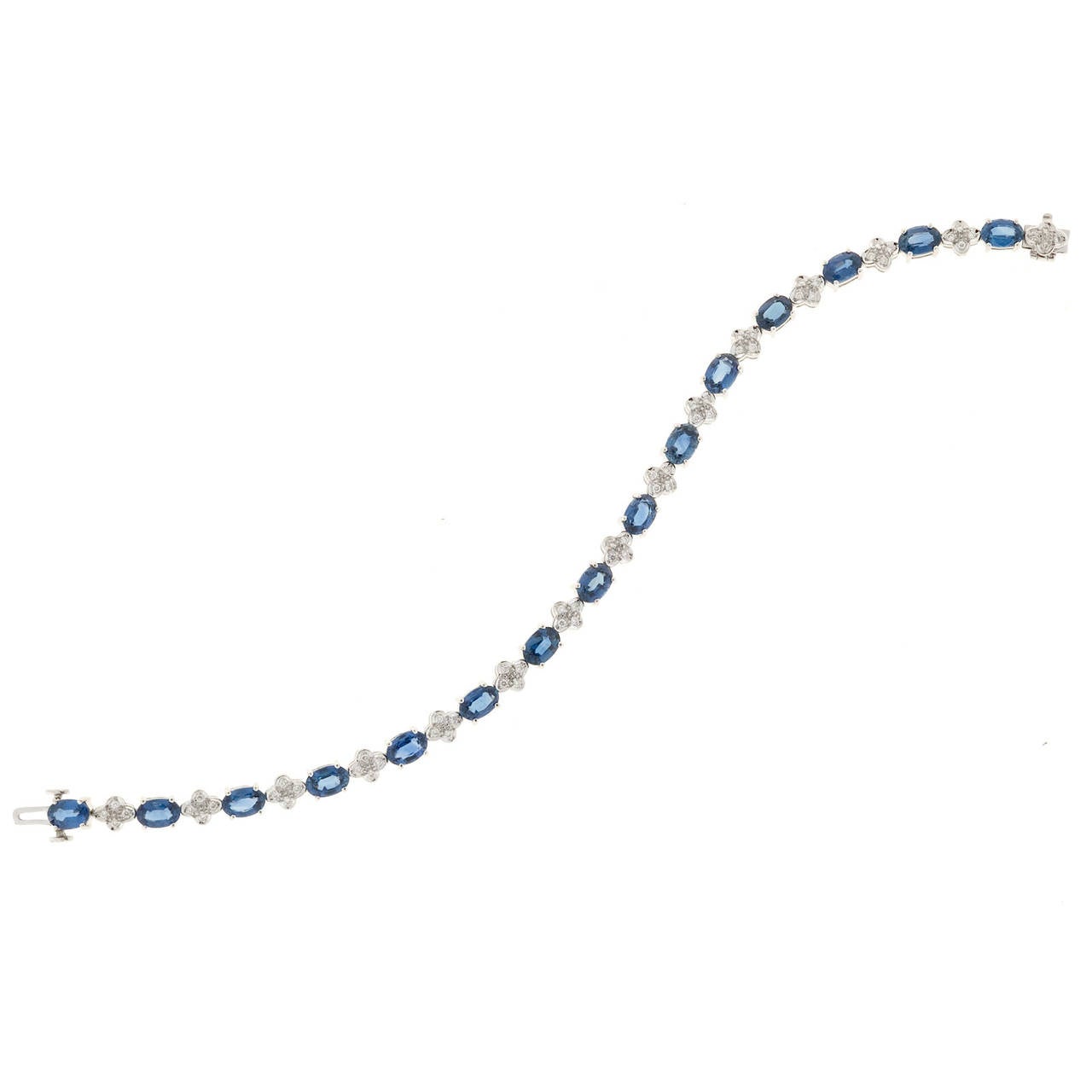 Oval Sapphire Diamond Gold Link Bracelet In Good Condition In Stamford, CT