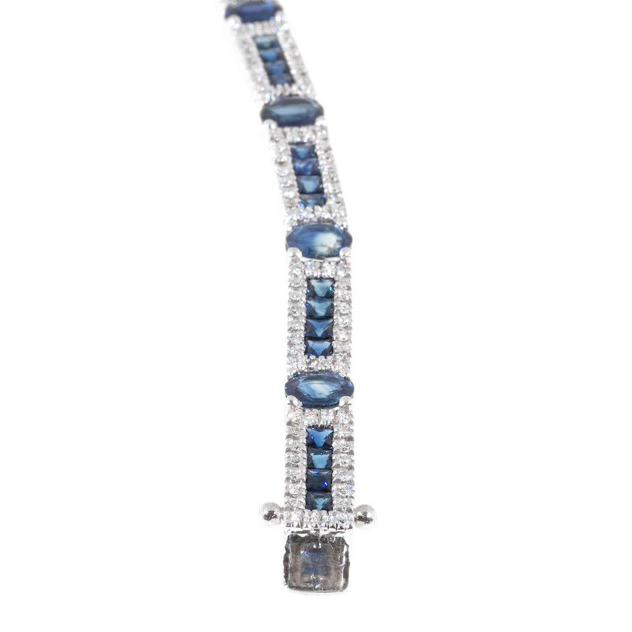 Sapphire Diamond Gold Link Bracelet In Good Condition In Stamford, CT