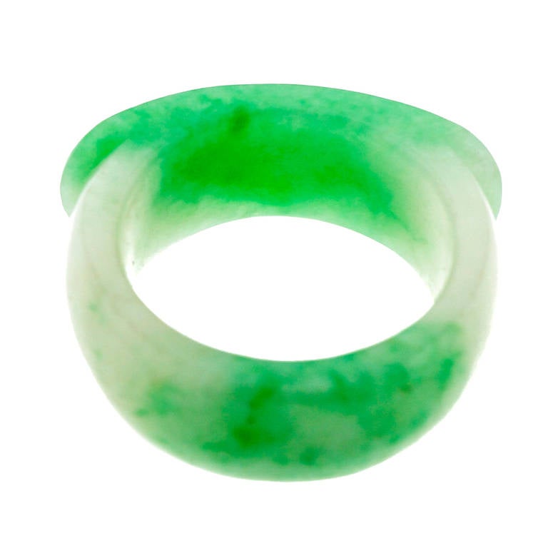 Vintage Natural Jadeite Jade Hololith Ring In Good Condition In Stamford, CT