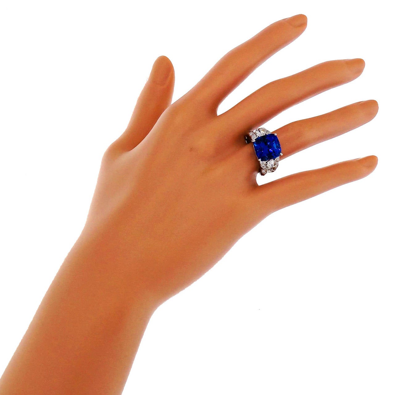 Bright Blue Tanzanite Diamond Platinum Ring 2