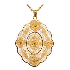 Filigree Yellow Gold Pendant