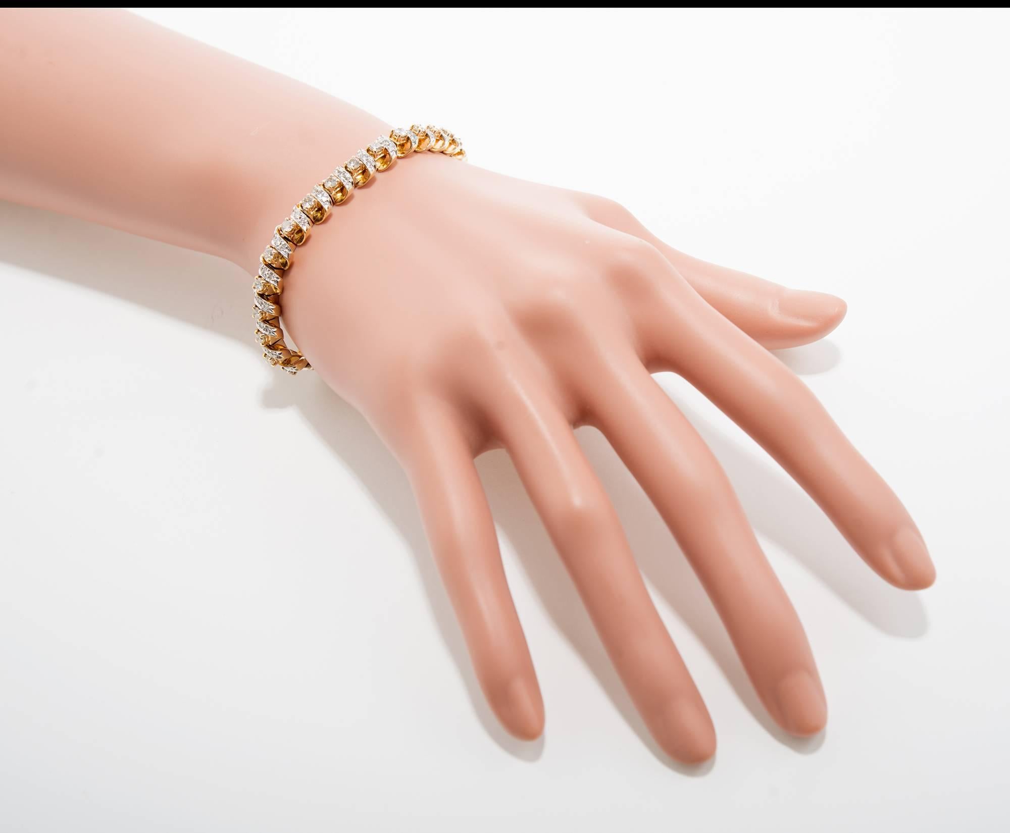 Schweres Wirbel-Diamant-Goldglieder-Tennisarmband im Zustand „Gut“ in Stamford, CT