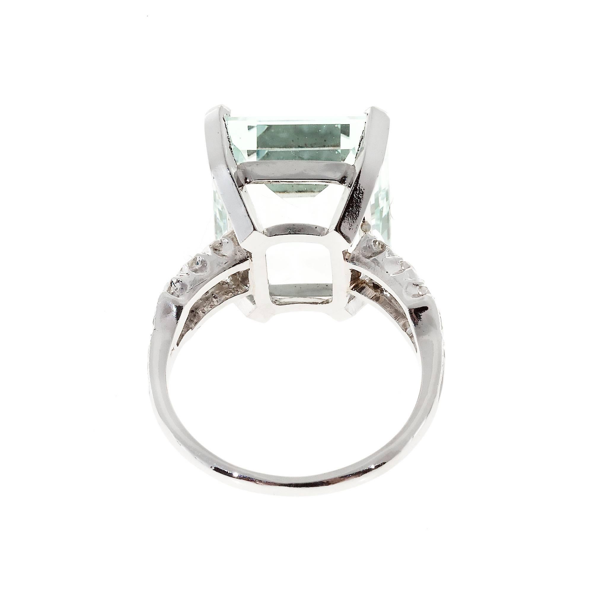Art Deco 10.60 Carat  Aquamarine Diamond Platinum Ring 3