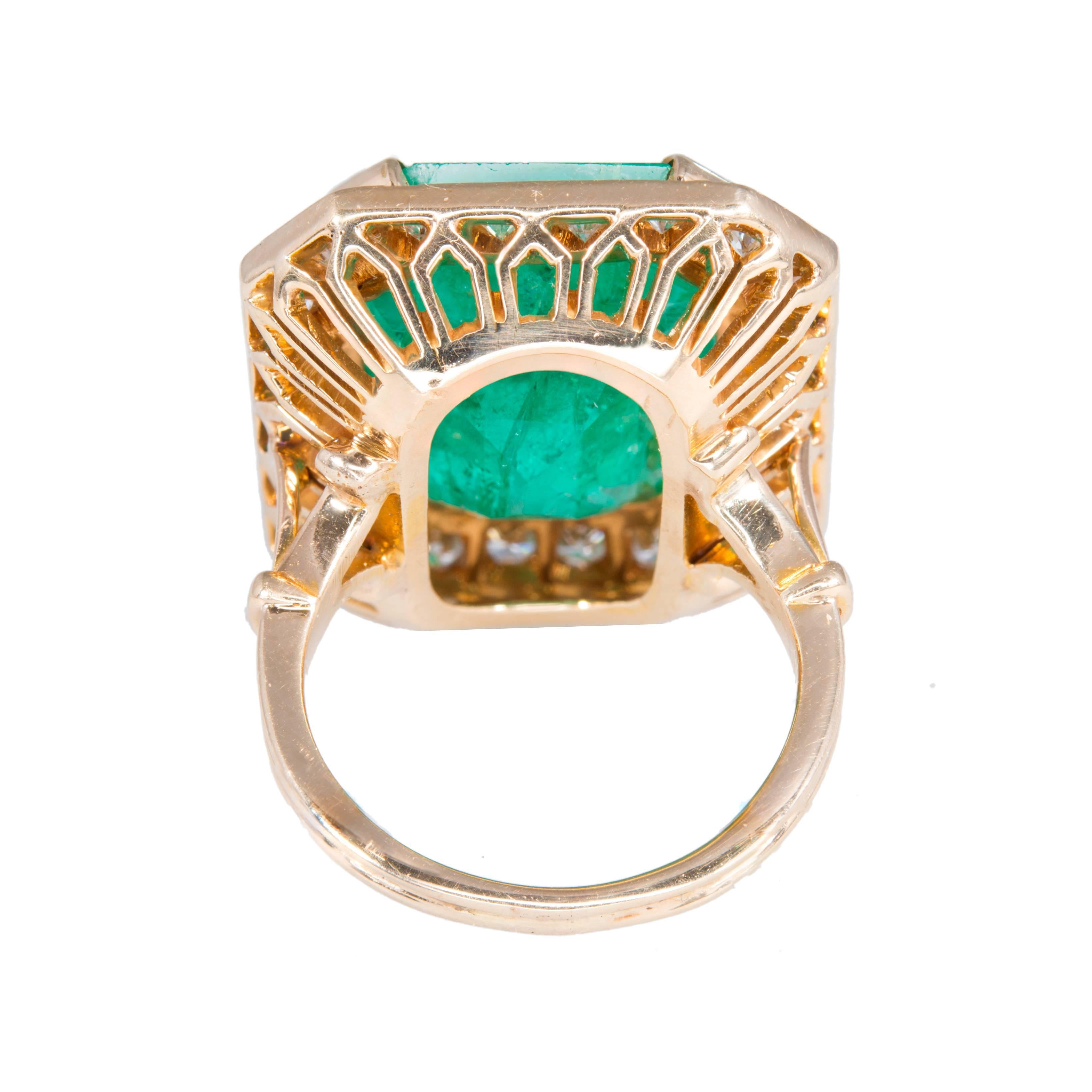 Women's GIA Certified 18.75 Carat Emerald Diamond Halo Gold Cocktail Ring