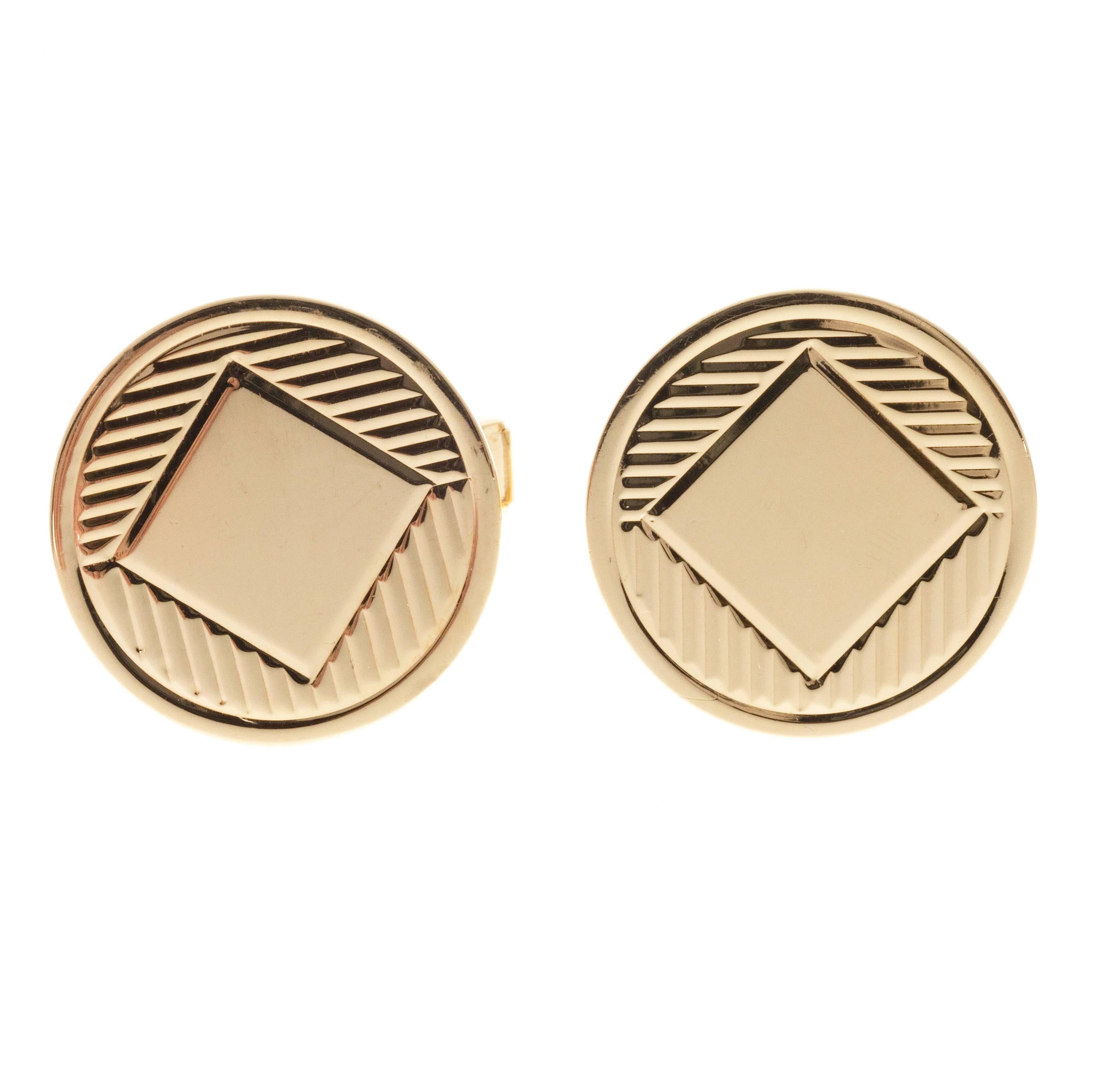  Gold Textured Smooth Round Clip Back Cufflinks For Sale