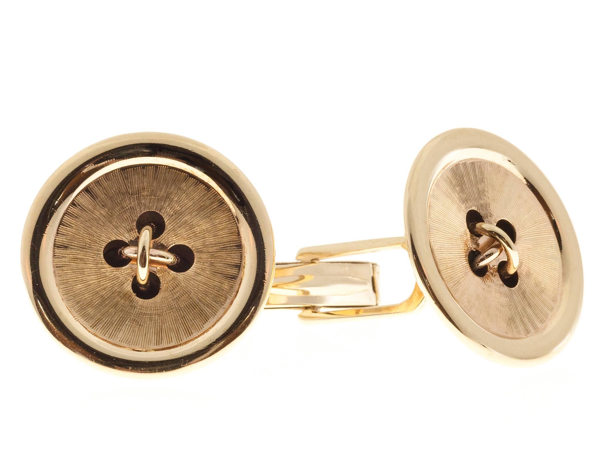1950s Gold Button Style Cufflinks In Good Condition In Stamford, CT