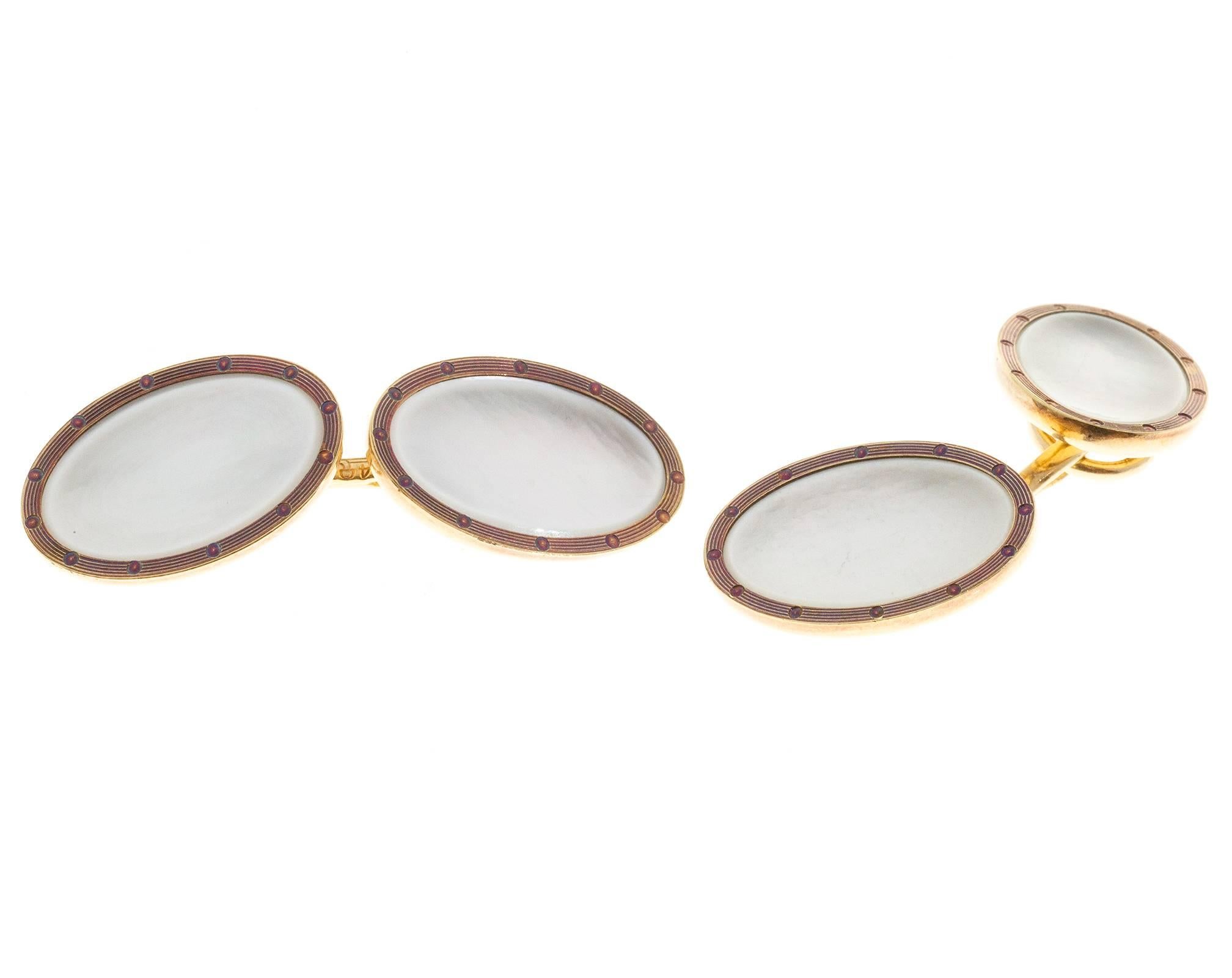  Larter & Sons Mother of Pearl Art Deco Gold Cufflinks In Good Condition In Stamford, CT