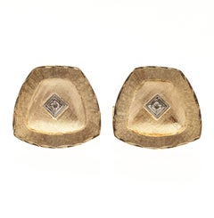 Vintage Shield Shaped Diamond Florentine Gold Cufflinks