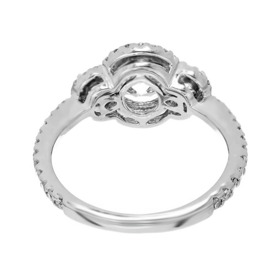 Anello di fidanzamento in oro con tre pietre e diamante aureolato certificato EGL da 1,26 carati in vendita 1