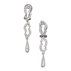 Diamond Gold Dangle Drop Earrings 10