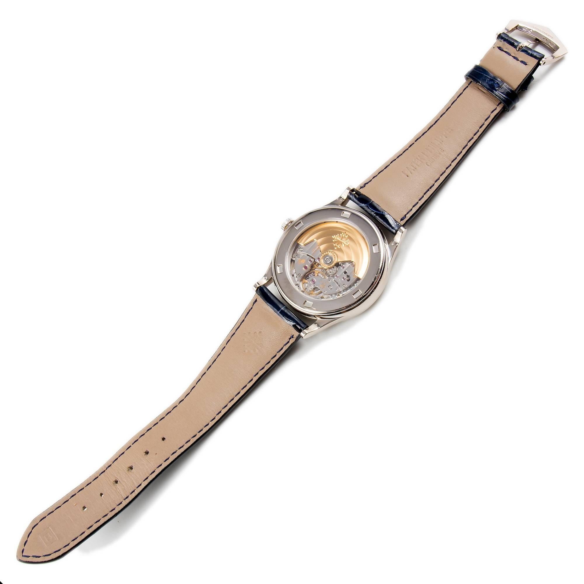 Patek Philippe White Gold Calatrava Automatic Wristwatch Ref 5296G In Good Condition In Stamford, CT