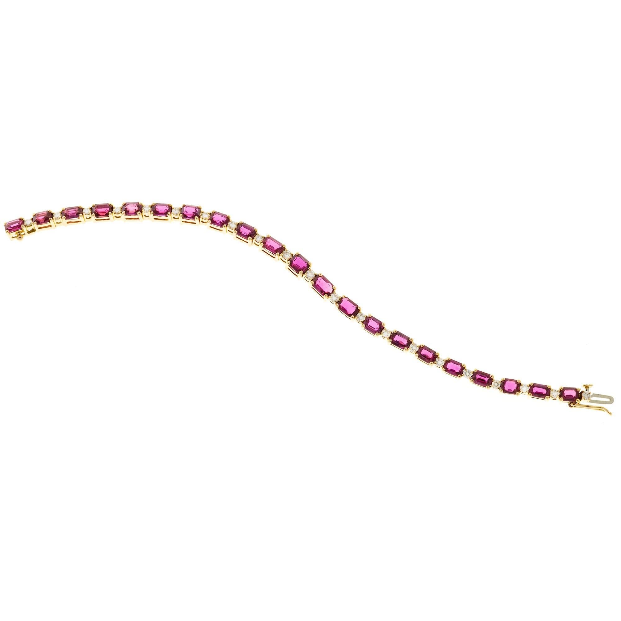 Women's 12.99 Carat Ruby Diamond Yellow Gold Bracelet For Sale