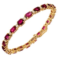 Bracelet en or jaune avec diamants et rubis de 12,99 carats