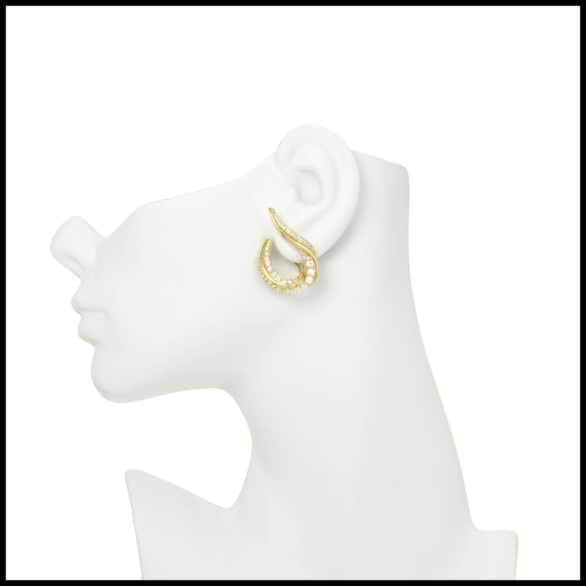 Robin Rotenier 2.50 Carat Diamond Yellow Gold Swirl Clip Post Earrings For Sale 2