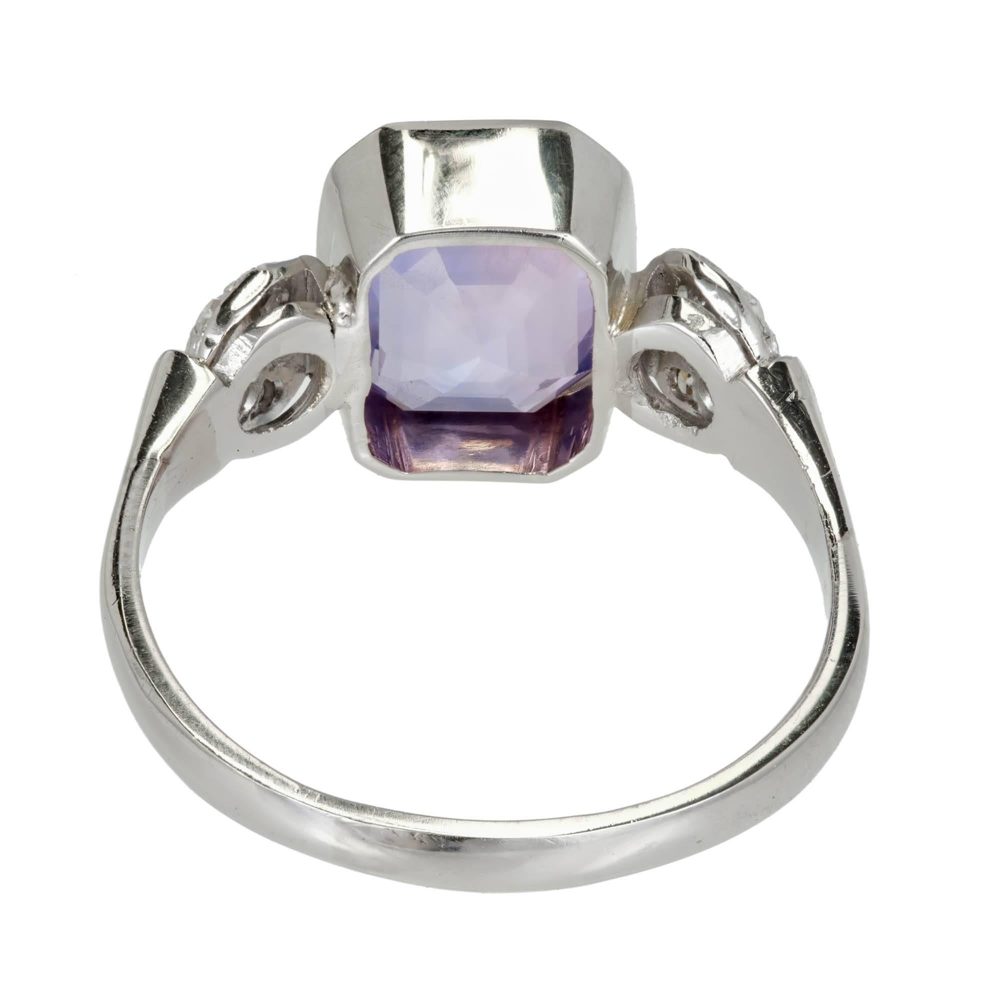 2.78 Carat Purple Octagon Sapphire Diamond Platinum Engagement Ring In Good Condition For Sale In Stamford, CT