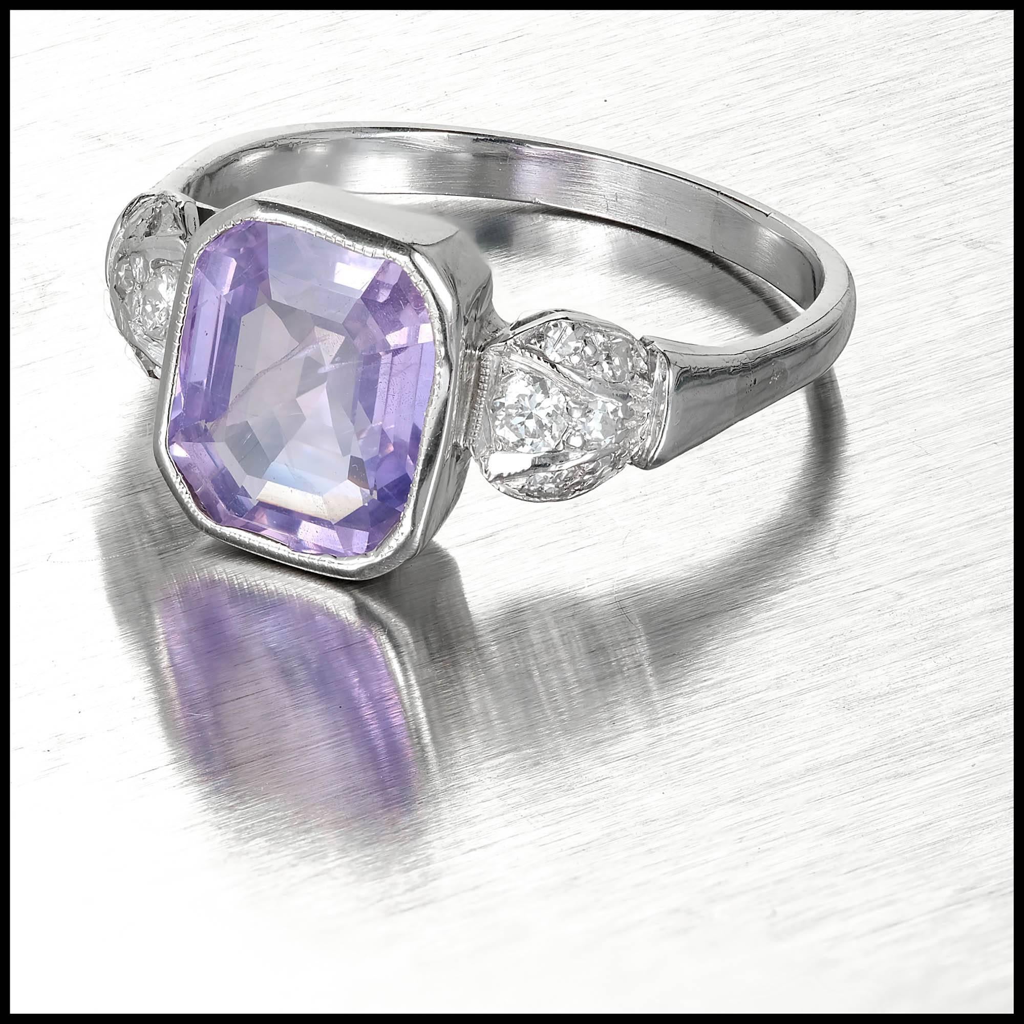 2,78 Karat lila achteckiger Saphir Diamant Platin Verlobungsring (Smaragdschliff) im Angebot