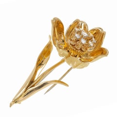 Midcentury En Tremblant Diamond Yellow Gold Flower Brooch