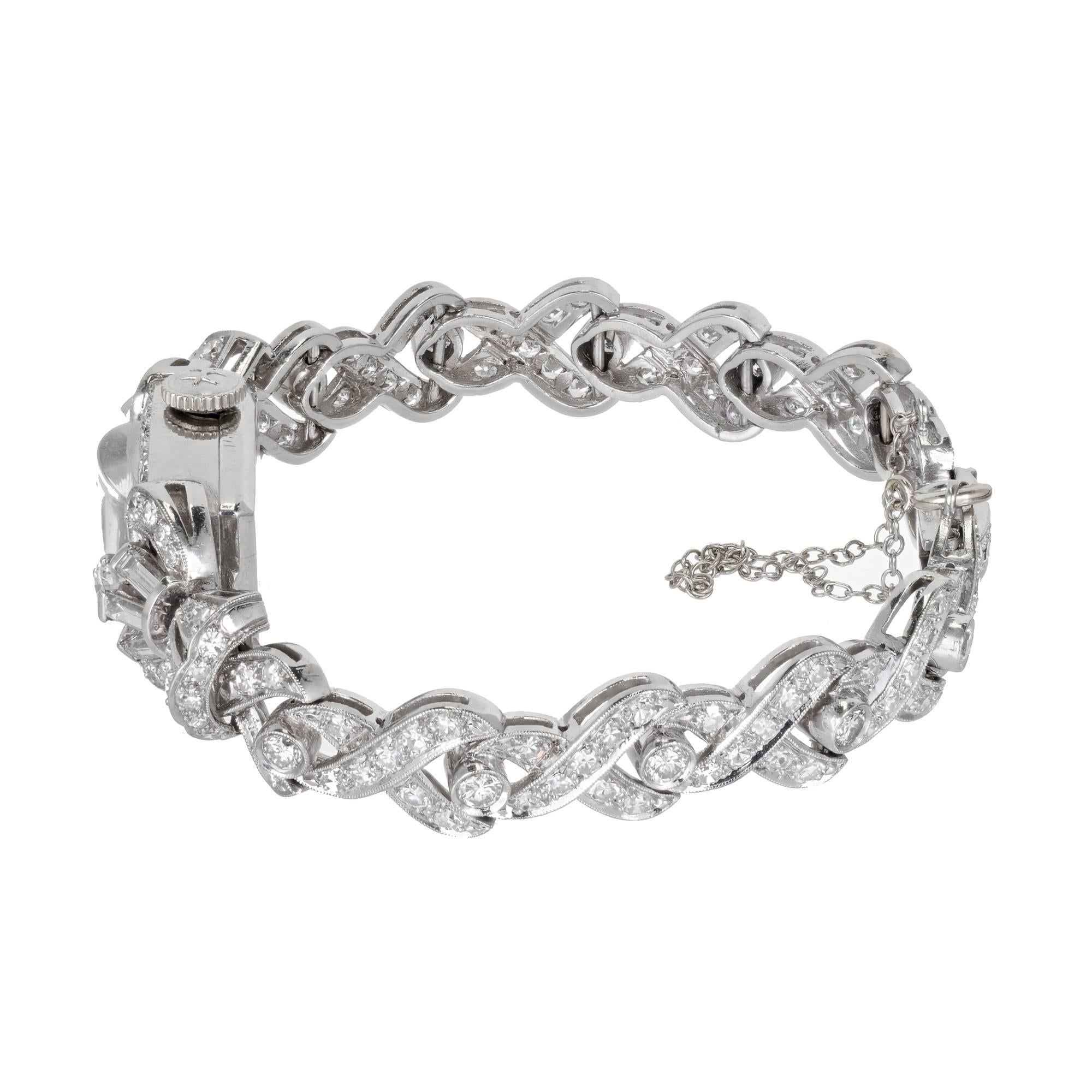 Tiffany & Co. Hamilton Ladies Platinum Diamond Bracelet Wristwatch, circa 1940 In Good Condition In Stamford, CT