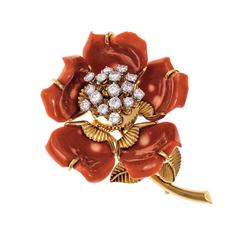 Natural Coral Diamond Yellow Gold En Tremblant Brooch 7