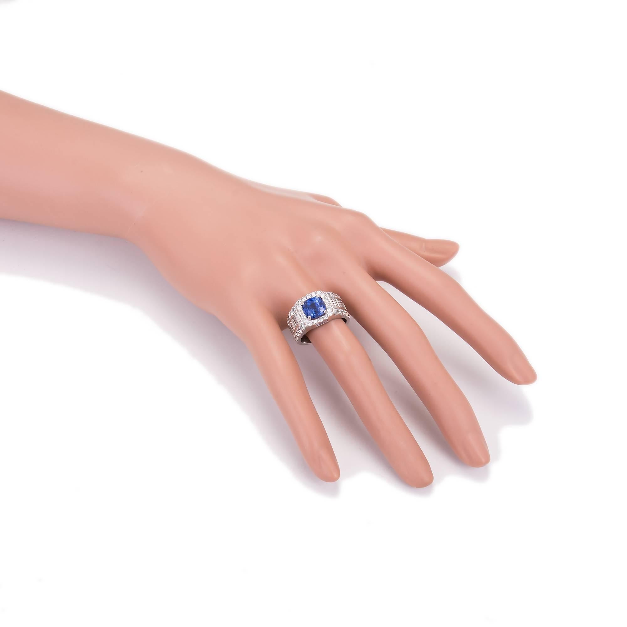 Women's GIA Certified 3.07 Carat Sapphire Diamond Halo Gold Engagement Ring