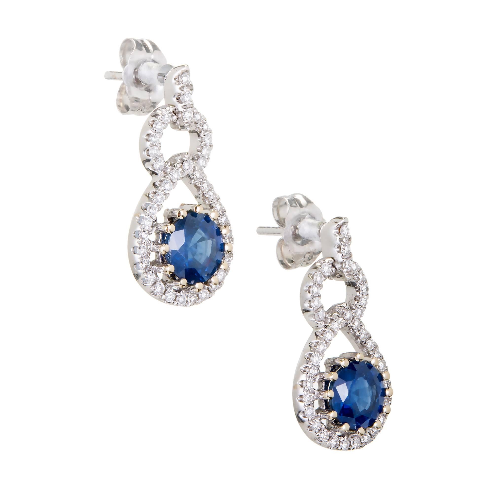 1.50 Carat Natural Sapphire Diamond Gold Dangle Earrings In Good Condition In Stamford, CT