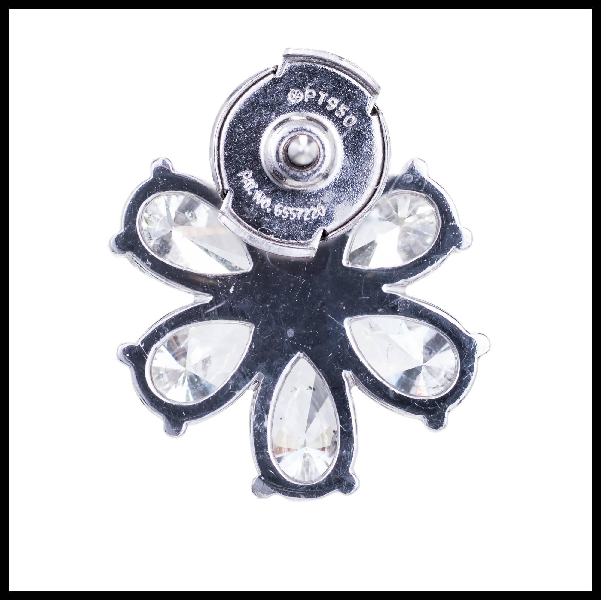 Platin-Cluster-Ohrringe von Peter Suchy mit birnenförmigen Diamanten Damen im Angebot