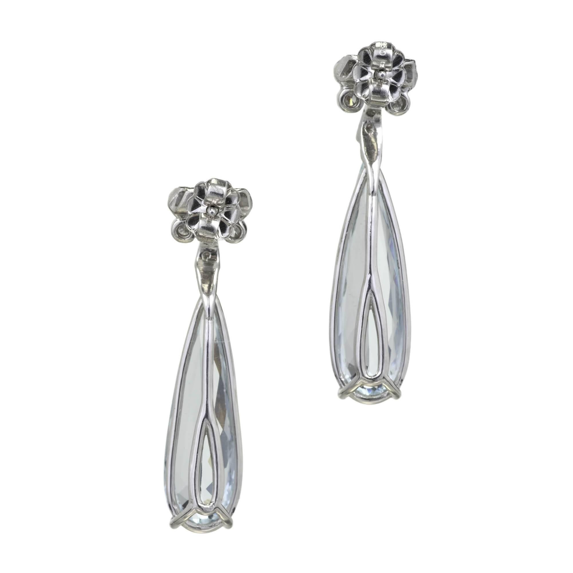 9.39 Carat Natural Pear Aqua Diamond Dangle Platinum Earrings In Good Condition In Stamford, CT